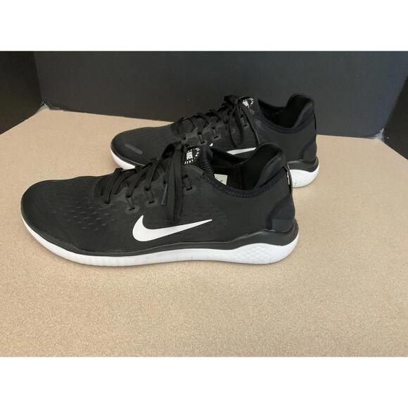 New! Mens Nike Free RN 2018 Black Running Shoes. Size 10. Awesome Shoes!!! - Picture 4 of 7